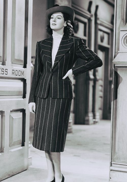 The Style Essentials--Rosalind Russell Reports in Style in 1940's HIS GIRL  FRIDAY | GlamAmor